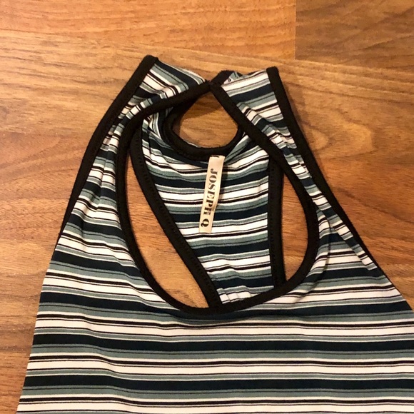 Stretchy striped maxi dress - Picture 2 of 4